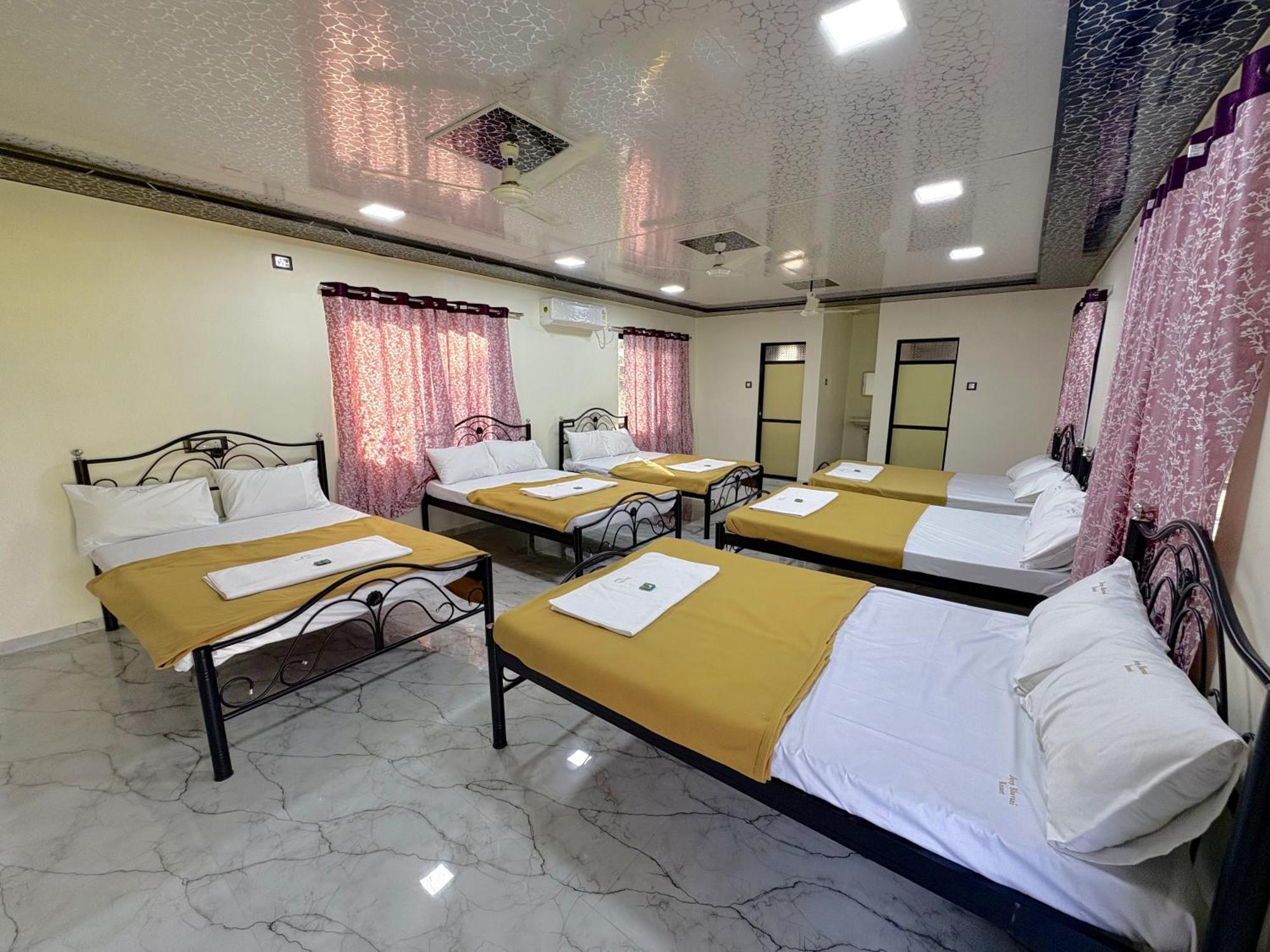 Deep Bhavani Resort Karjat Bagian luar foto